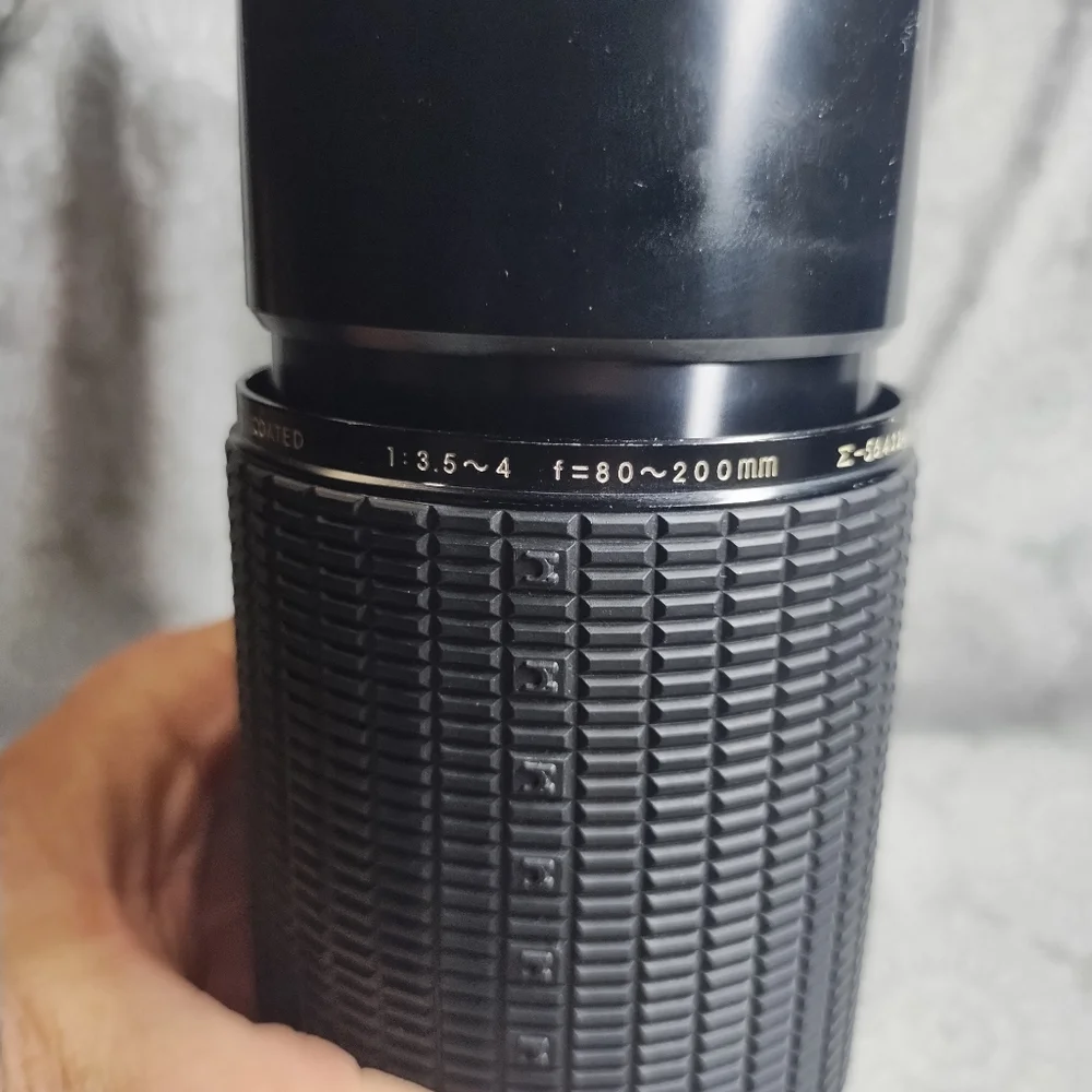 Sigma High-Speed Zoom Multi-Coated Zoom Lens f=1:3.5~4 80~200mm w/ Case